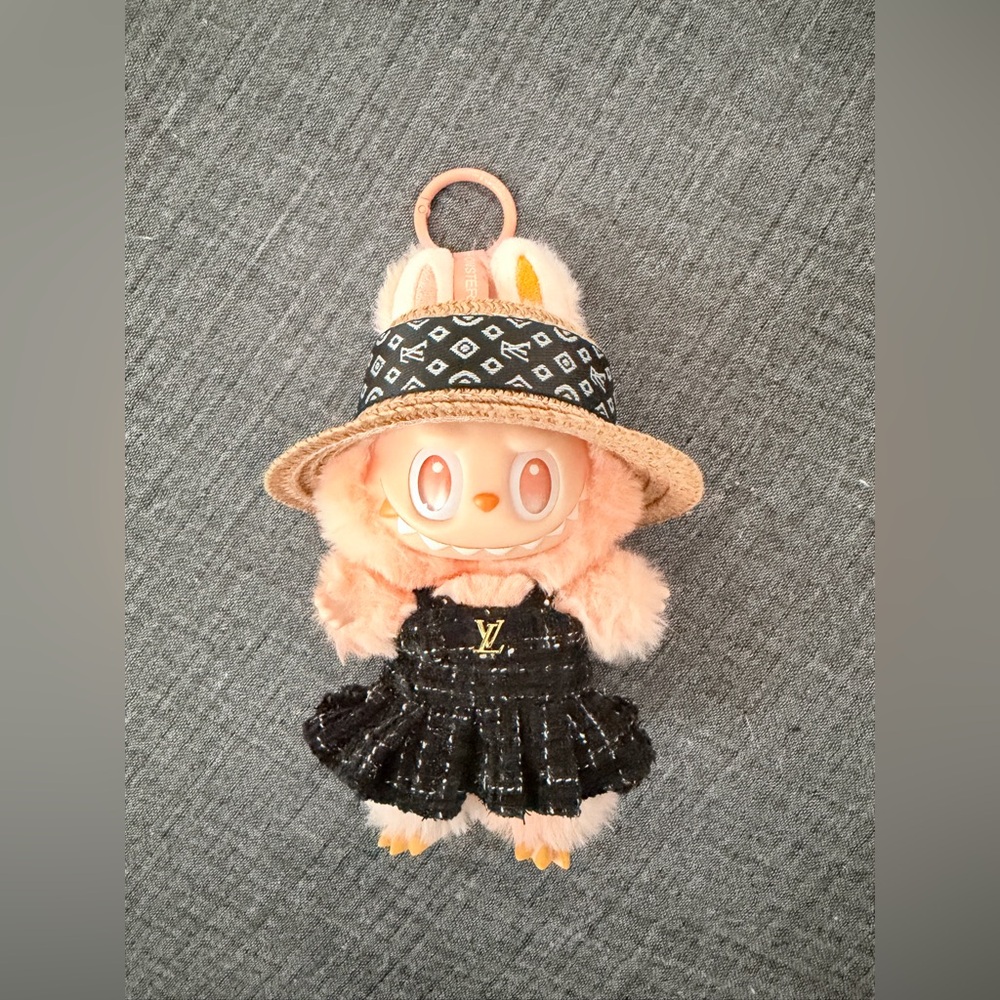 Labubu with Clothes POPMART